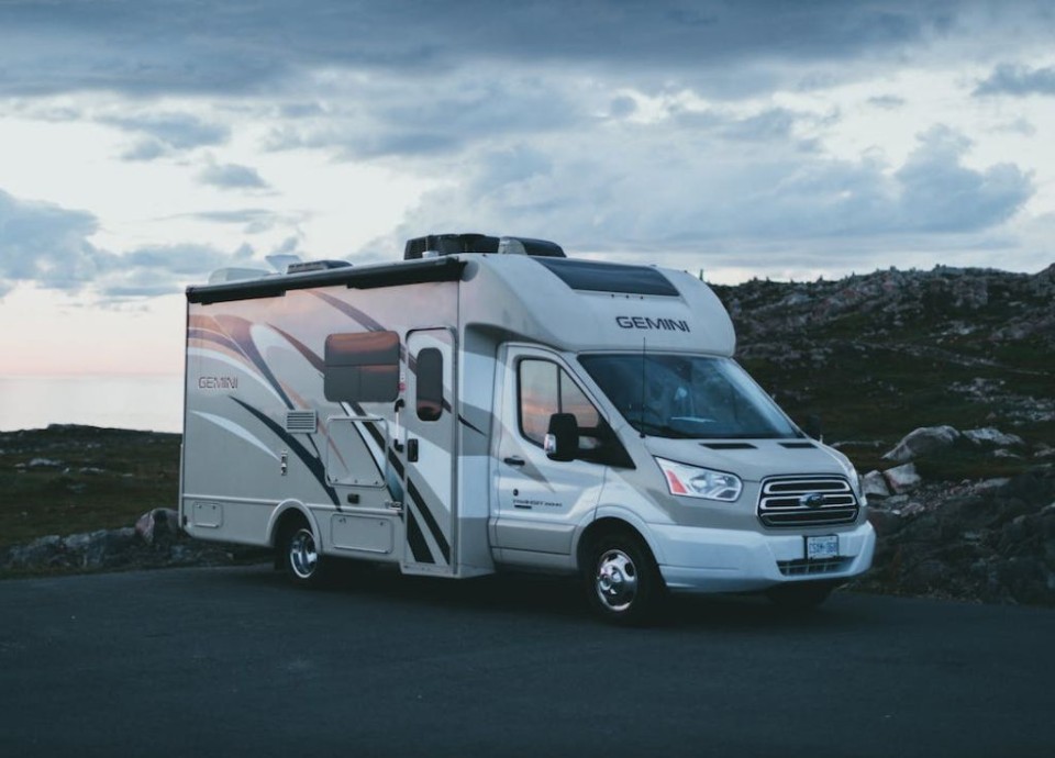 ford passenger transit van